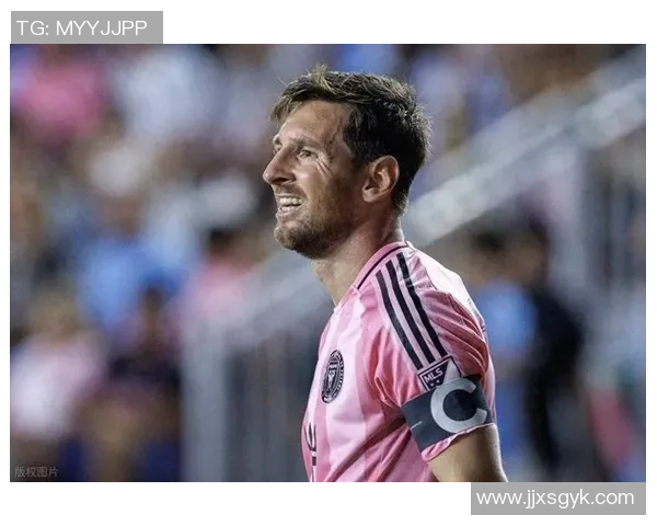 梅西打满全场7次过人4次成功双响2进球评分8.8展现王者风采